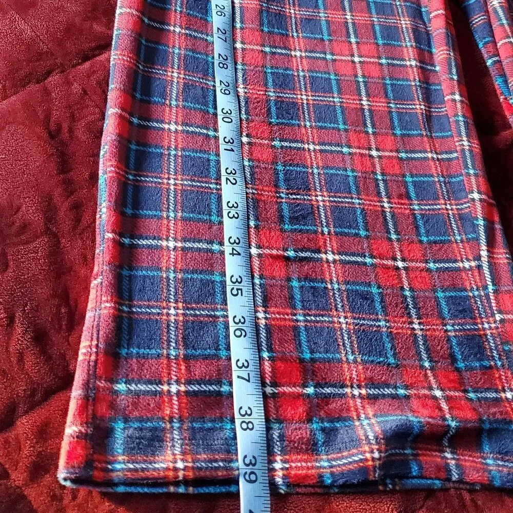 Nautica Super Soft Velvet Feel 2pc Long Sleeve Top Pants Pajama Set in Red Plaid